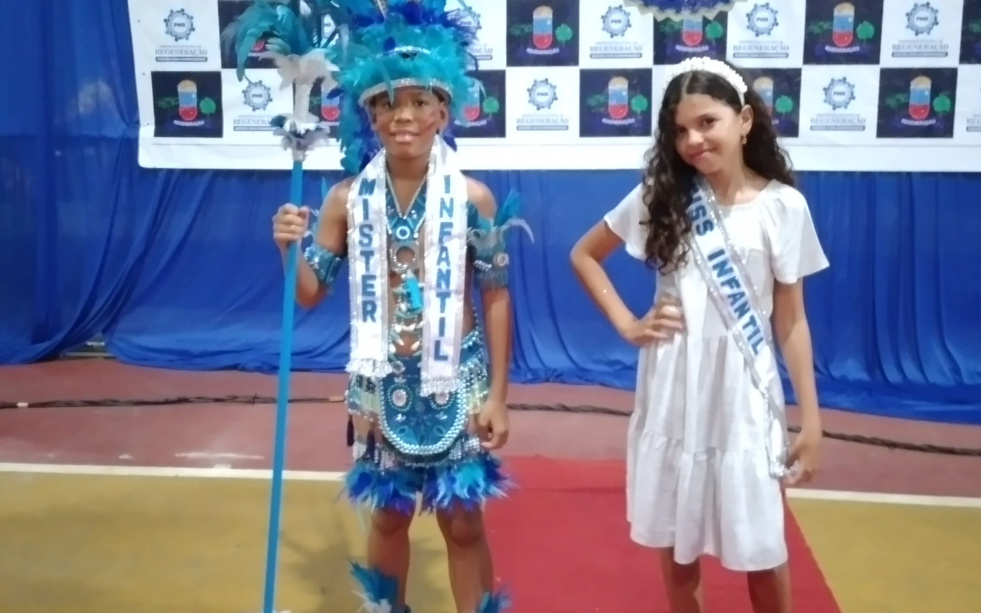 A-imagem-mostra-Joas-Orlando-Araújo-e-Lanna-Gabrielly-da-Silva-Carneiro Mister-e-Miss-Beleza-Estudantil-Regenerense-2022
