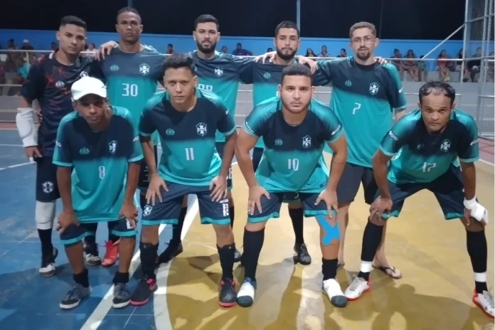 Por-unanimidade-junta-disciplinar-da-5ª-Liga-das-Estrelas-de-Futsal-de-Regeneração-decidiu-anular-a-vitória-do-Central-contra-o-Mil-Grau-e-remarcar-uma-nova-partida Na-imagem-time-do-Mil-Grau-clube-se-recusou-a-entrar-em-quadra-após-um-grave-acidente-que-envolveu-o-jogador-João-Neto-minutos-antes-do-jogo-contra-o-Central