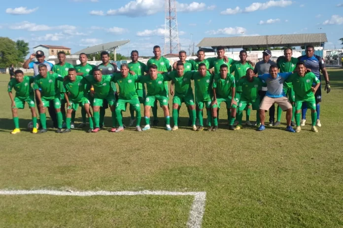 Regeneração-e-Angical-empatam-em-zero-a-zero-pela-segunda-rodada-da-I-Supercopa-APPM-de-Futebol-Amador. Na-imagem-jogadores-da-Seleção-de-Regeneração-empataram-com-Angical-em-zero-a-zero-pela-segunda-rodada-da-I-Supercopa-APPM-de-Futebol-Amador.