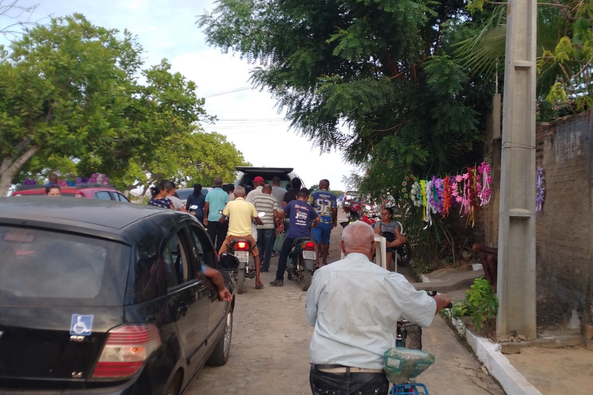 Cortejo - fúnebre - do - Jornalista - Antônio - de - Matos - a - até - o – Cemitério - São - José 