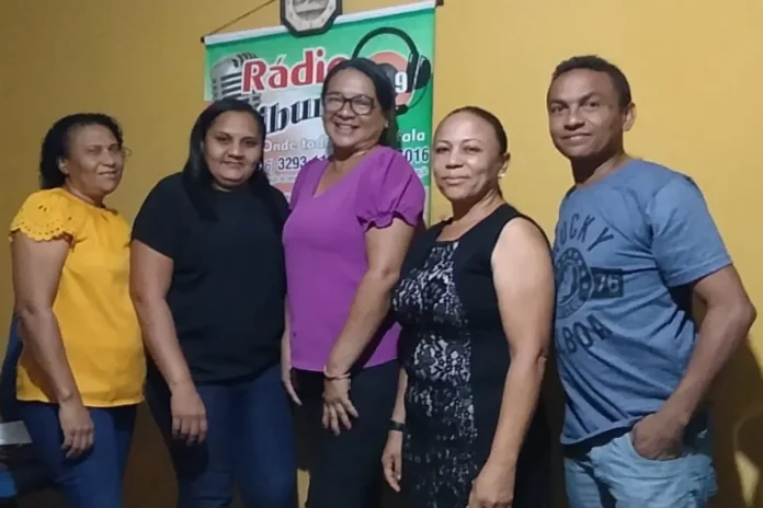 Na-imagem-os-conselheiros-tutelares-de-Regeneração-Reginalda-Moura-Rosana-Lima-Betânia-Ramos-Márcia-Rejane-e-Paulo-Puba-participaram-de-uma-entrevista-especial-no-programa-Tribuna-Informativa-da-Rádio-Tribuna