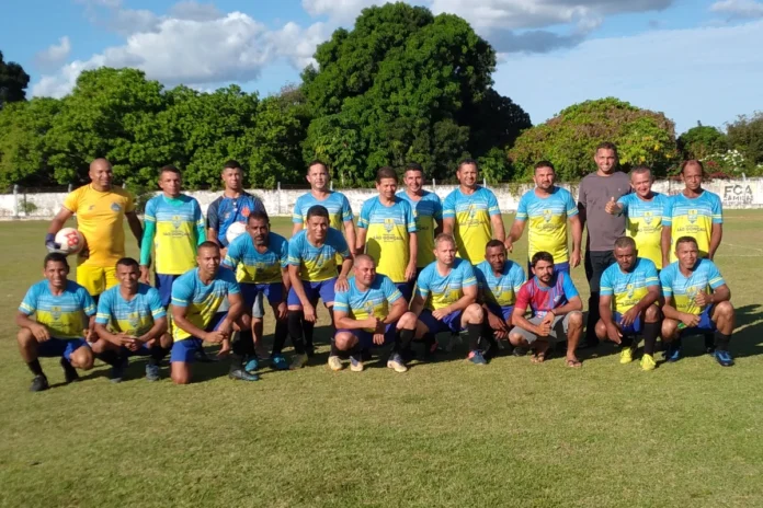 Seleção-de-São-Gonçalo-faz-história-derrota-Tanque-do-Piauí-e-conquista-o-título-de-campeão-da-2ª-Copa-Regional-dos-Quarentões-do-Médio-Parnaíba. Na-imagem-Seleção-de-São-Gonçalo-do-Piauí-campeã-da-2ª-Copa-Regional-dos-Quarentões-do-Médio-Parnaíba.