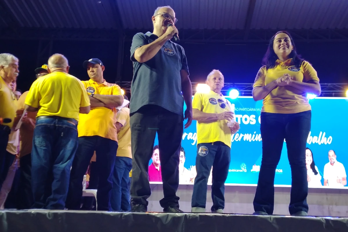 Discurso-do-advogado-Carlos-Augusto-durante-a-convenção.