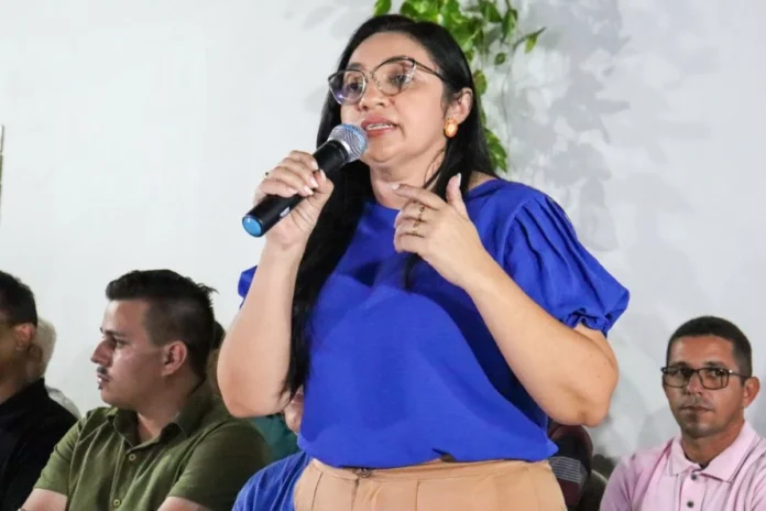 Sabotagem-eleitoral-em-São-Gonçalo-do-Piauí-candidata-à-prefeita-Gerlane-Cabral-teve-Sua-candidatura-substituída-de-maneira-criminosa-no-TSE. A-imagem-mostra-a-candidata-à-prefeita-de-São-Gonçalo-do-Piauí-em-São-Gonçalo-do-Piauí-Gerlane-Cabral