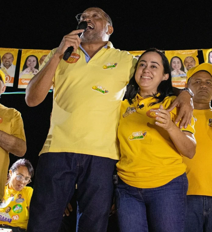 Gabriela-Nunes-e-Afonsinho-aparecem-juntos-como-candidatos-à-Prefeitura-de-Regeneração.