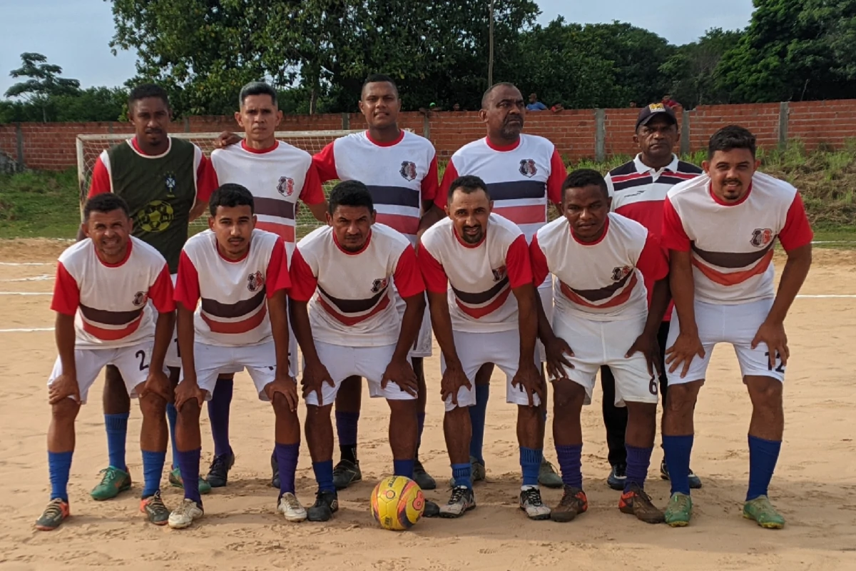 Na-imagem-equipe-do-Santa-Cruz