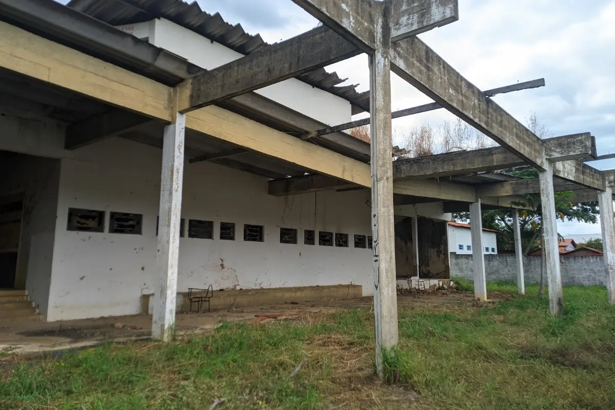 Foto-do-fundo-do-terminal-rodoviário-de-Regeneração