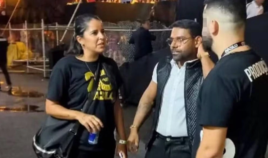 Na-foto-Dayana-Nataly-Bezerra-Lima-ao-lado-de-Pablo-durante-preparação-de-um-show-publicação-nas-redes-sociais