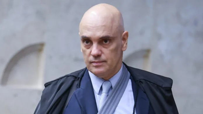 Alexandre-de-Moraes-sob-ataque-depois-de-revogar-visto-Estados-Unidos-aplicam-Lei-Magnitsky-contra-o-ministro-do-STF