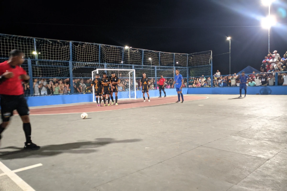 Imagem-de-lance-de-ataque-do-Torres-Lance-de-ataque-do-Torres-Futsal-em-momento-decisivo-da-partida