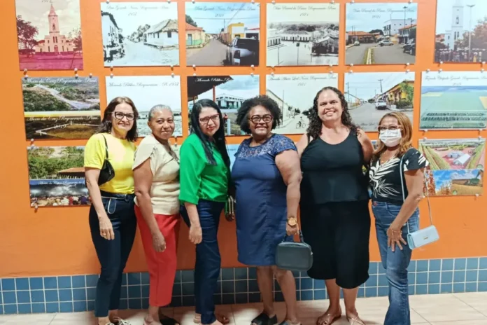 Câmara-de-Regeneração-aprova14º-15º-e-16º-salários-com-recursos-do-Fundeb-aos-Profissionais-da-educação-da-cidade-na-imagem-as-professoras-Jesus-Lira-Evaniza-Zozelina-Daluz-Xavier-Joscilene-Moreira-e-Clara
