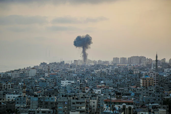 mohammed-ibrahim-jrcvHflmKvg-unsplash A-foto-mostra-a-cidade-da-Faixa-Gaza
