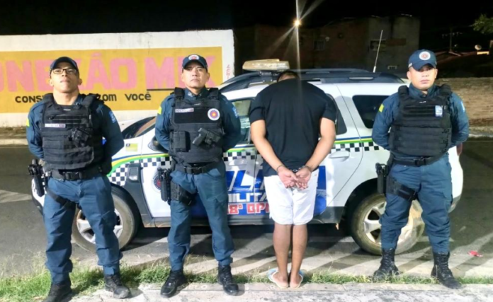 Homem-investigado-por-homicídios-no-Piauí-e-em-Rondônia-é-preso-armado-durante-blitz-em-São-Gonçalo-do-Piauí